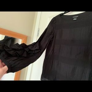 Club Monaco black top with ruffles sleeves